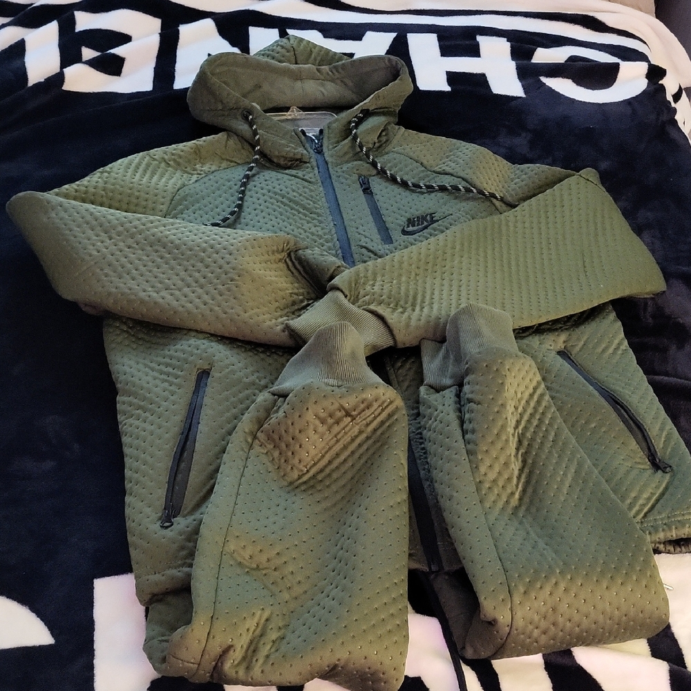 Nike Olive Quilted Hooded Tracksuit